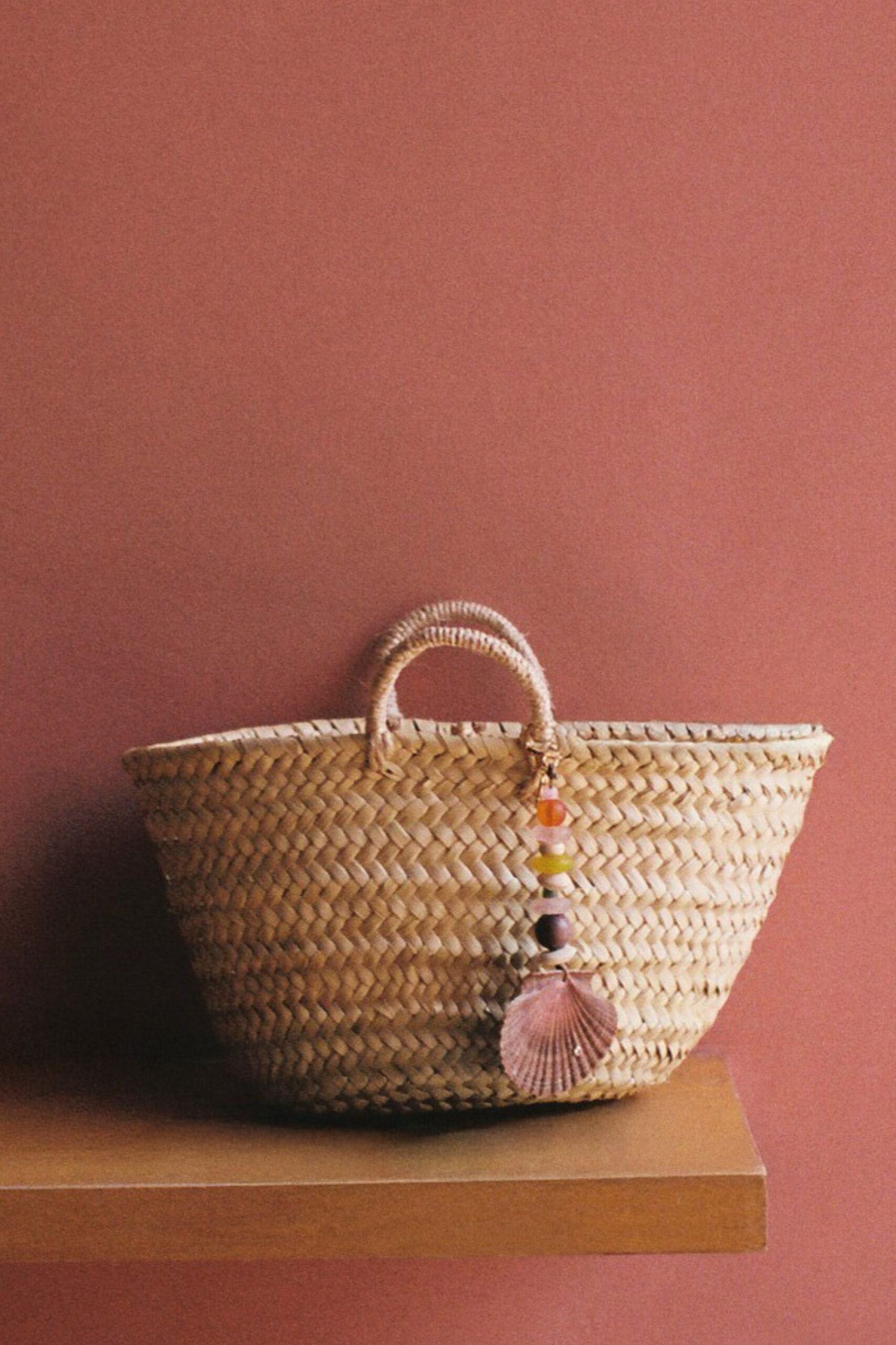 Scallop Barragán Bag Charm - Image 3