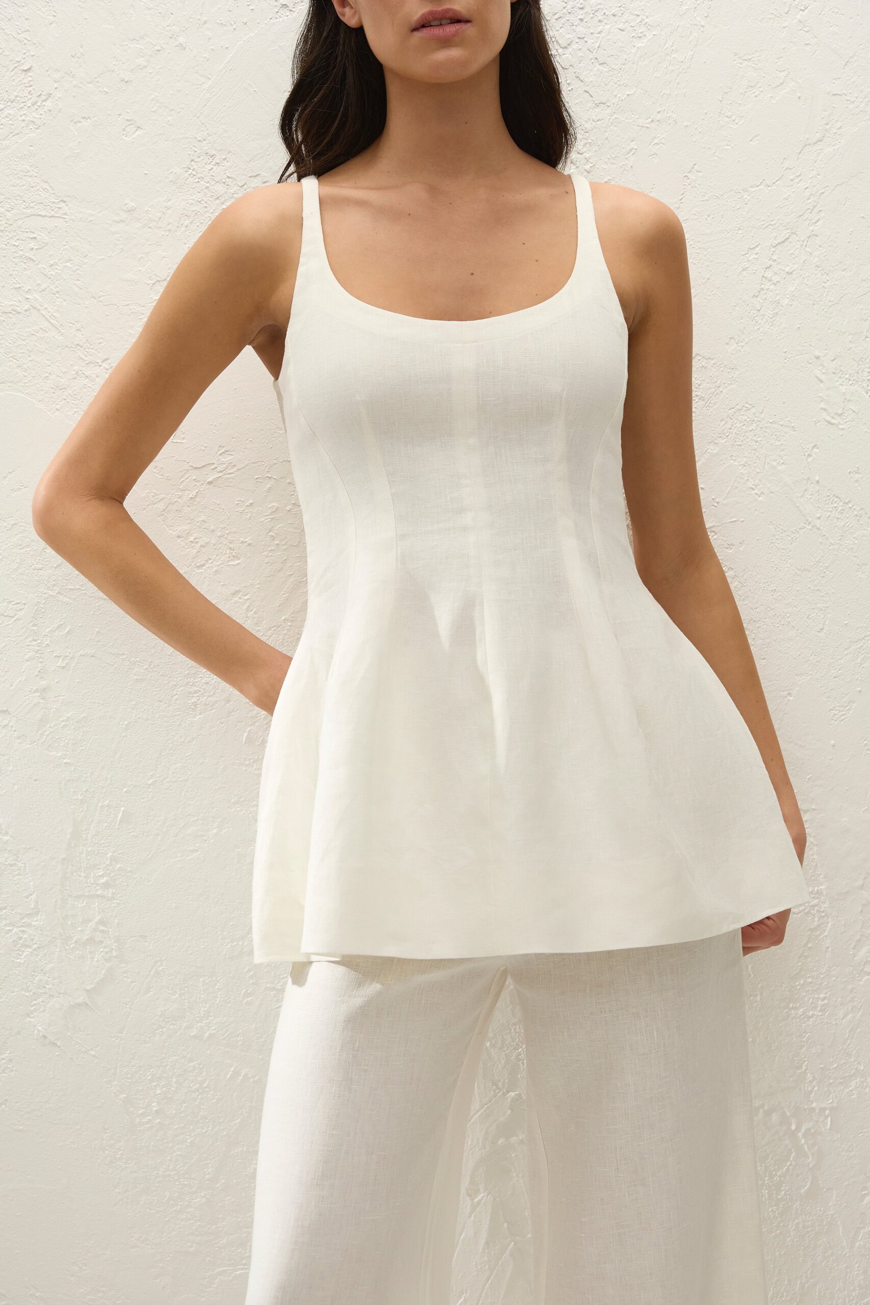 Syna Top White - Final Sale - Image 2
