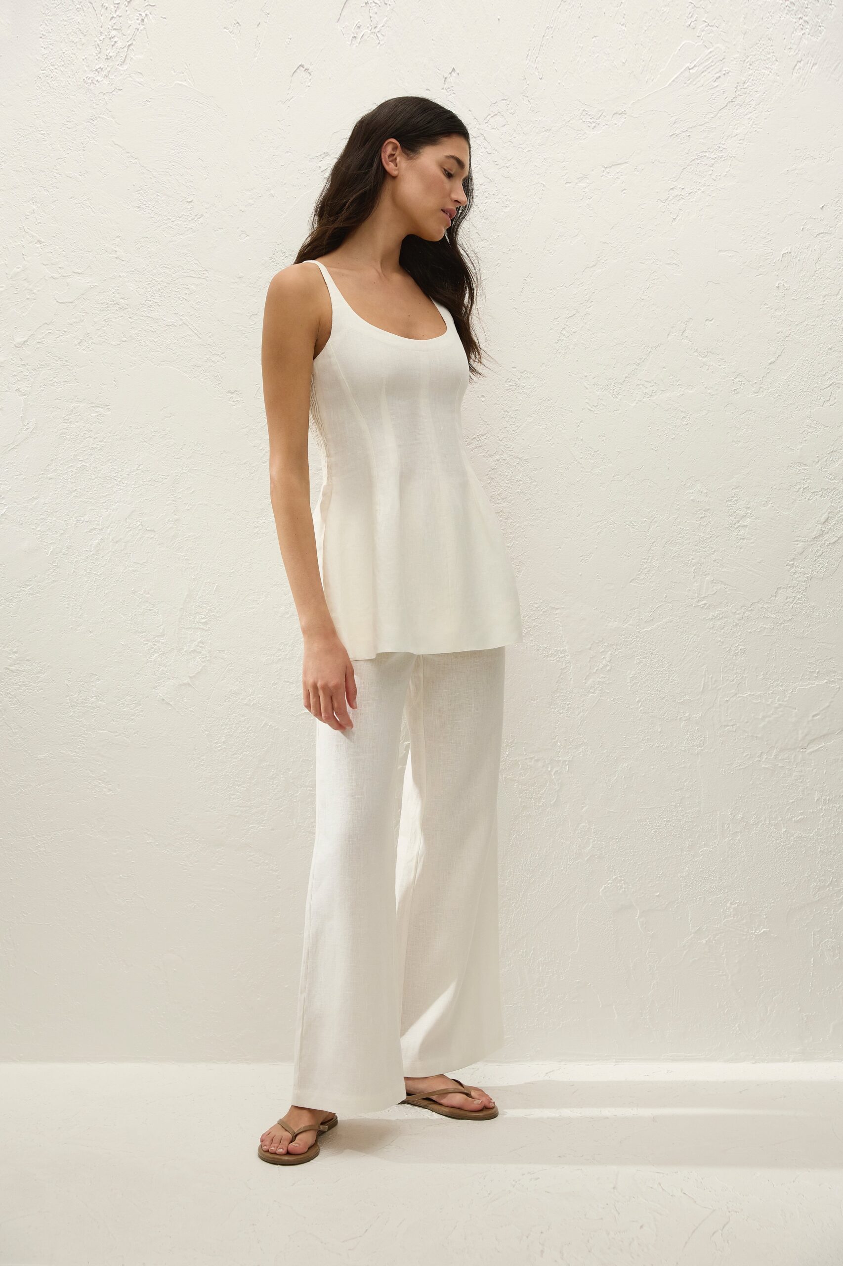 Syna Top White - Final Sale - Image 3