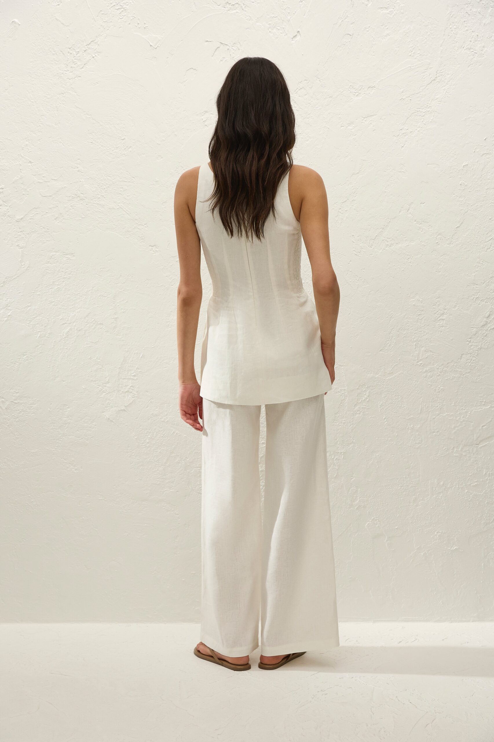 Syna Top White - Final Sale - Image 4