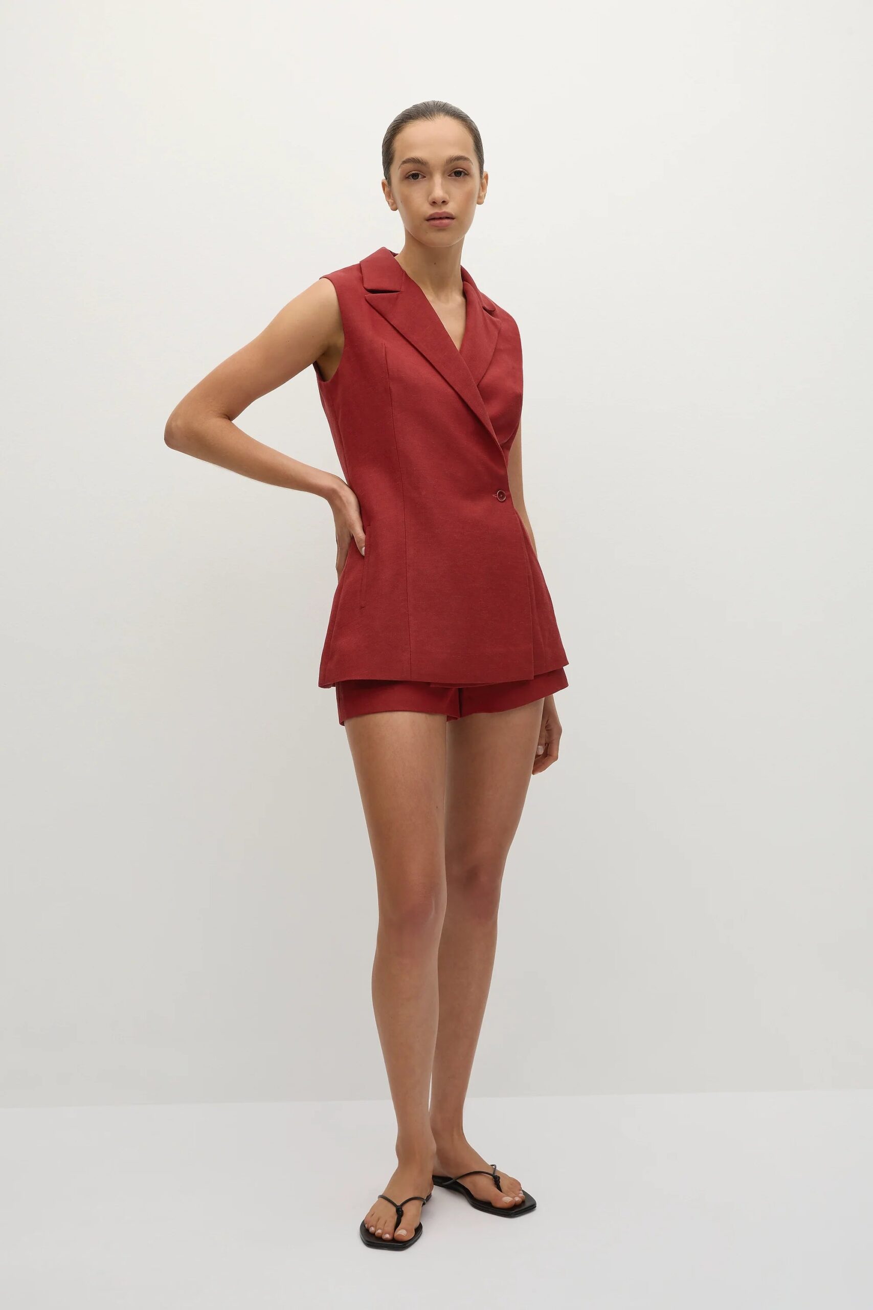 Florine Mini Shorts Deep Red - Final Sale - Image 3